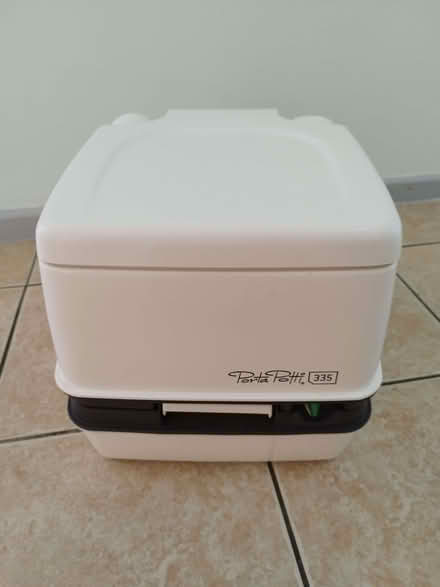 Photo of free portapotti (Naunton WR8) #1