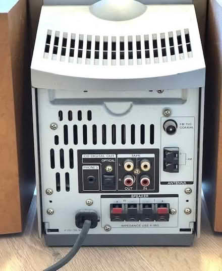 Photo of free Sony cd player with speakers (Muswell Hill N10) #2