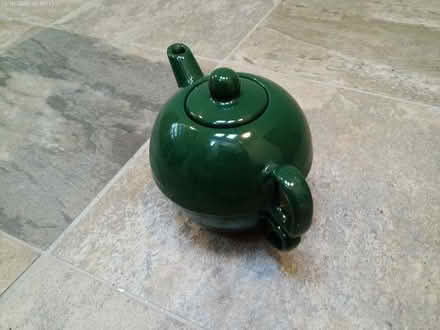 Photo of free Charming 1-person Teapot (Woollard BS39) #1