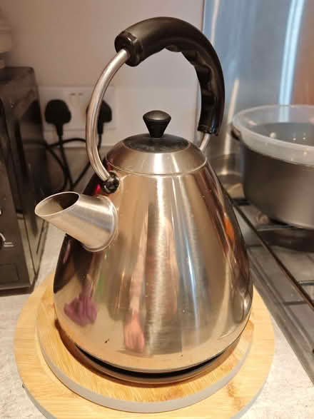 Photo of free Cordless electric kettle (Widford CM2) #1
