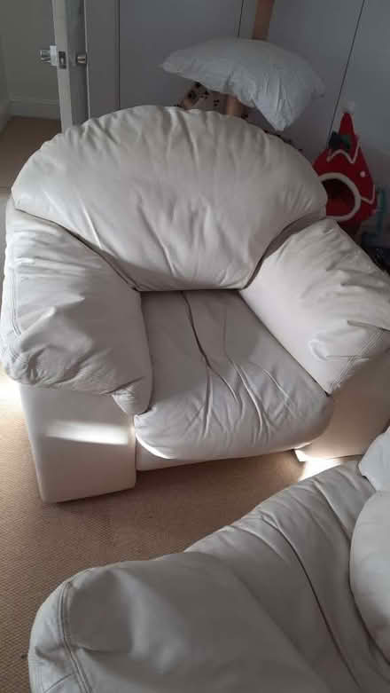 Photo of free 2 cream leather armchairs (Byfleet KT14) #1