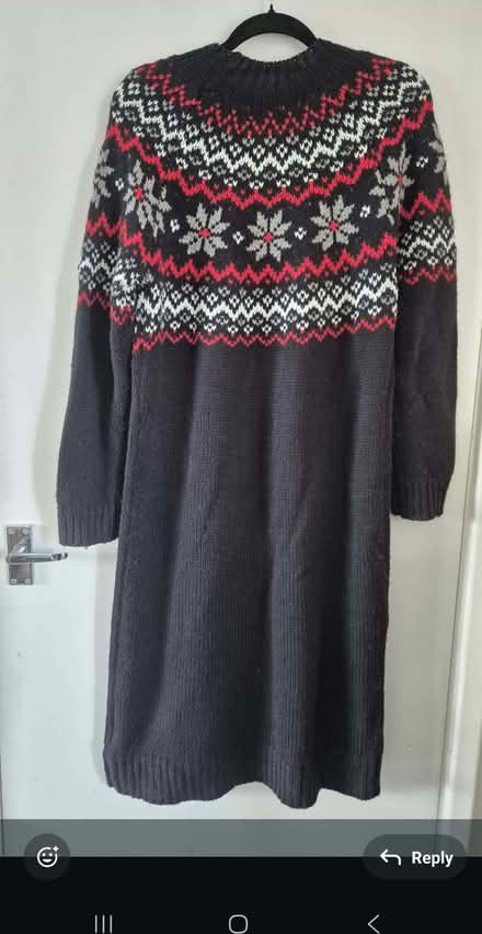 Photo of free Jumper dress (Round Green LU2) #4