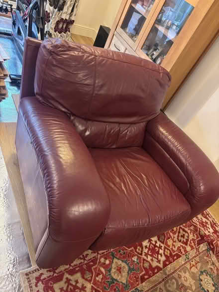 Photo of free 3 piece leather sofa (Brewood ST19) #2