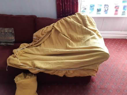 Photo of free King Size Fleecy Fitted Sheets (Bournemouth BH1) #4