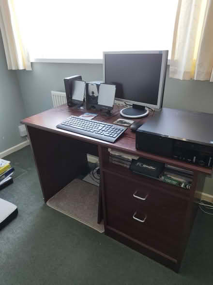 Photo of free Computer desk (Carterton OX18) #1