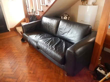 Photo of free Settee (Belmont SL6) #1