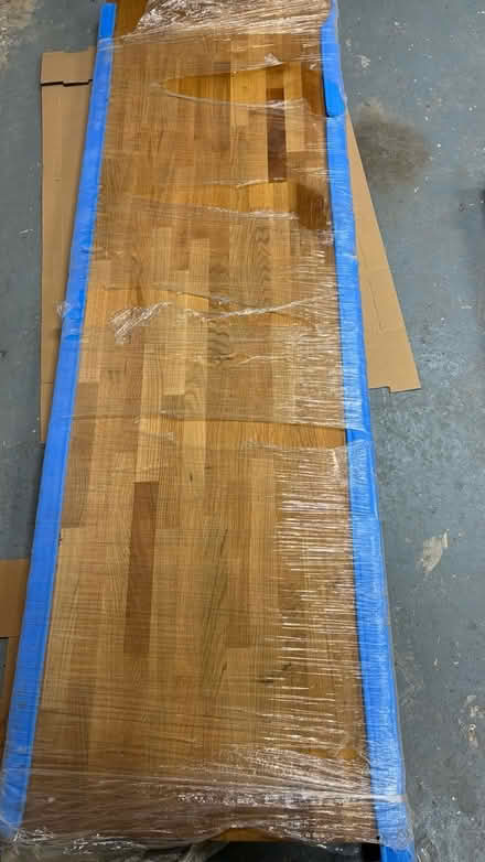 Photo of free Solid oak kitchen worktop (Letchworth Lordship estate) #3