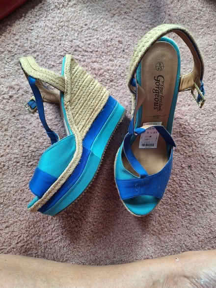 Photo of free High heel shoes, size 9, euro 43 (Brentford Gate TW8) #4