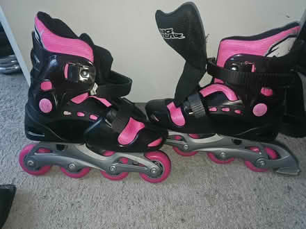 Photo of free Rollerskating &protectors (RH12) #1