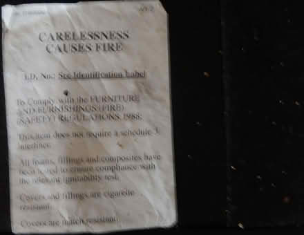 Photo of free Settee (Belmont SL6) #2