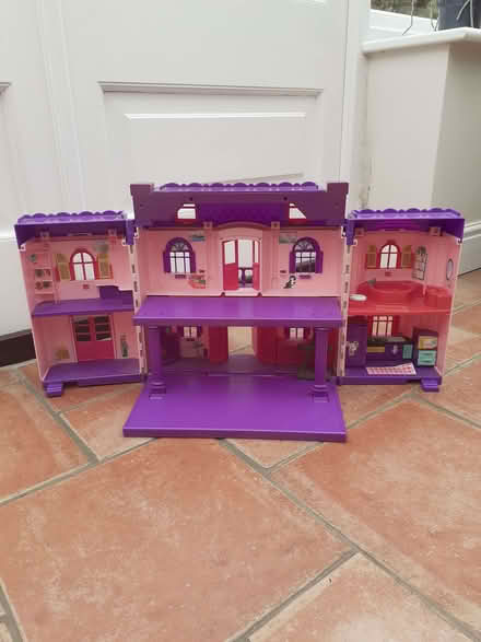 Photo of free Dolls house (Lightwater Ward GU18) #3