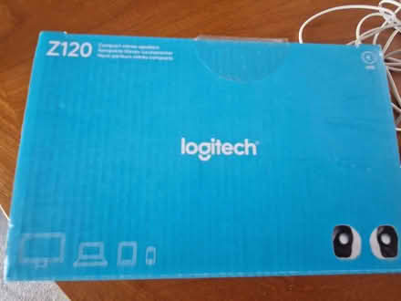 Photo of free LogitechZ120 compact stereo speakers (Twyford RG10) #3