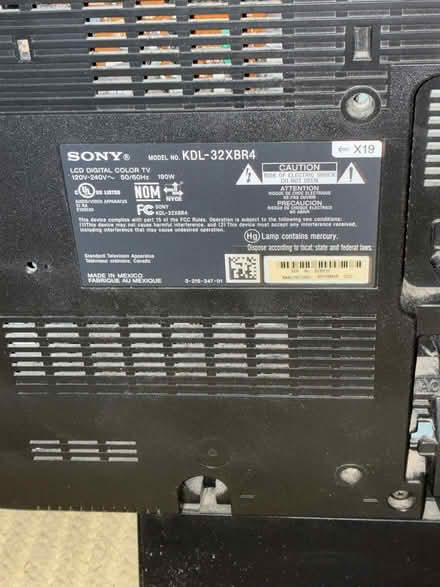 Photo of free sony kdl-32xbr4 tv (East Groton) #2