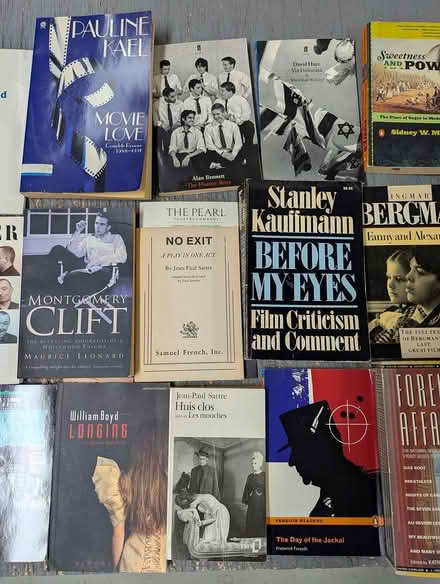 Photo of free Books and NY Times magazines (West Village/Union Square) #2
