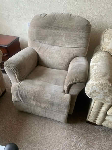 Photo of free Rise/Recliner (CT13) #1