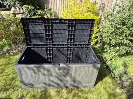 Photo of free Garden storage box/seat (Headington OX3) #3
