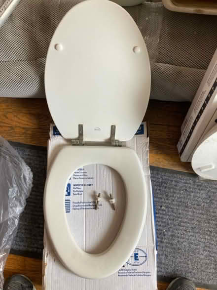 Photo of free Toilet seats 2 not used & 2 gently (Winsted) #1
