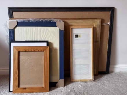 Photo of free Selection of photo frames (The Camp AL1) #3