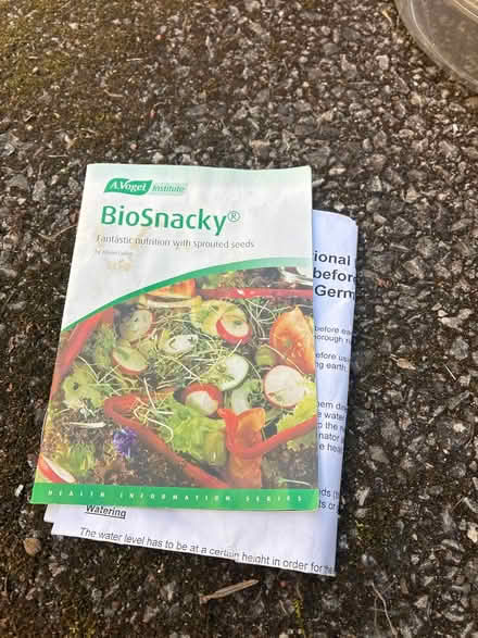 Photo of free Biosnacky germinator (BA2) #2