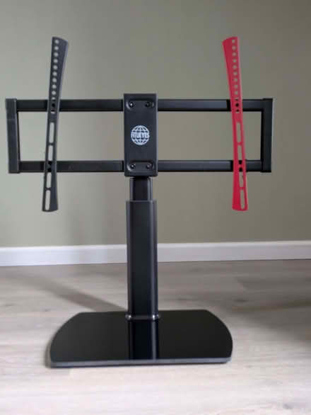 Photo of free TV Stand (IP5) #1