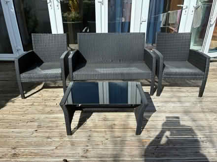 Photo of free Garden furniture & table (Portchester) #1