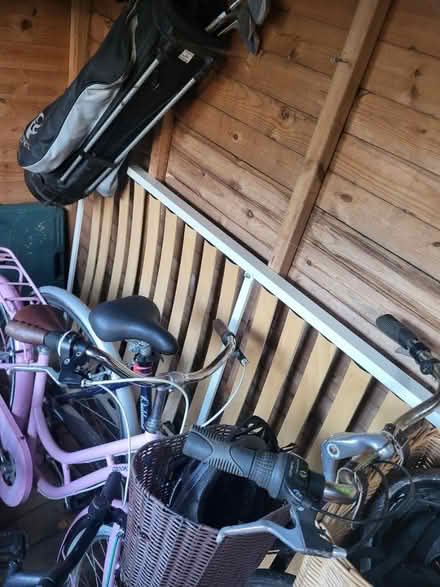 Photo of free Flower single bed (Pe19 6tg) #1