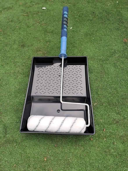 Photo of free Paint roller and tray (Romford RM7) #1