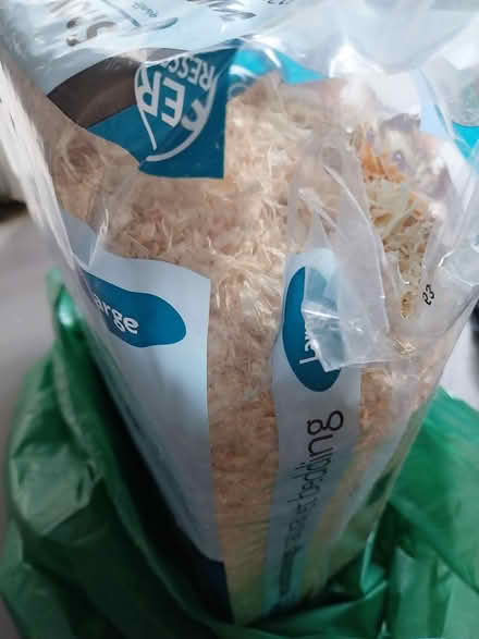 Photo of free Pet bedding/Woodshavings (Leytonstone, E11) #4