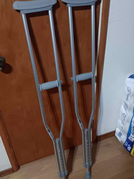 Photo of free Knee scooter and crutches (Lawrence and 101) #1