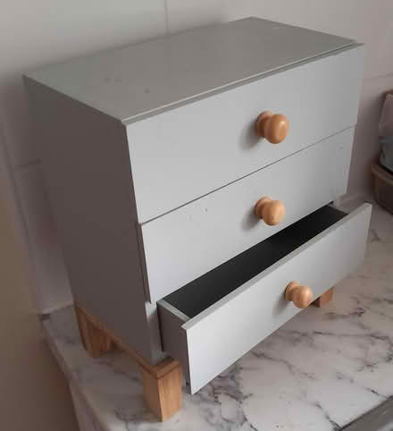 Photo of free SMALL grey chest of drawers (Bexhill-on-Sea) #1