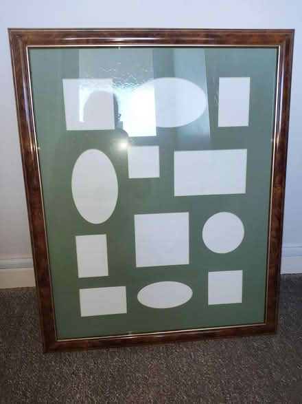 Photo of free Picture frame (Carterton OX18) #1