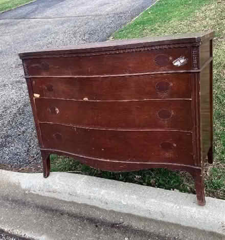 Photo of free Vintage Dresser (Barrington (NW Hwy & Hillside)) #2
