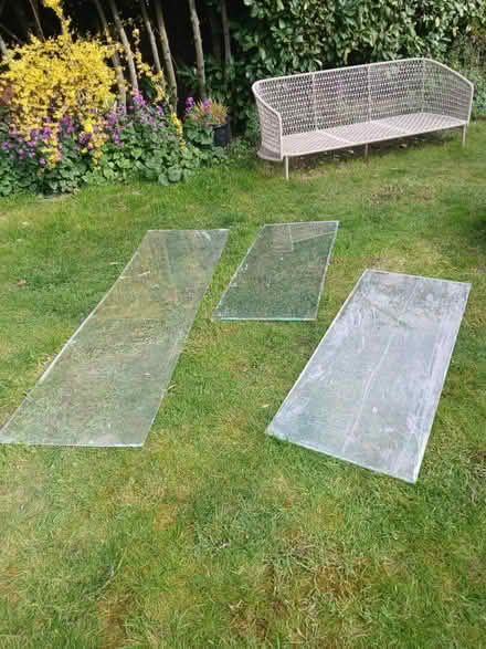 Photo of free Acrylic sheets x3 (TW12) #1