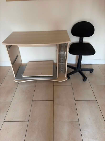 Photo of free Desk and chair (Ambergate DE56) #1