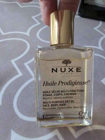 Photo of free Nuxe Prodigieuse body oil (The Cedars Estate WD3) #1