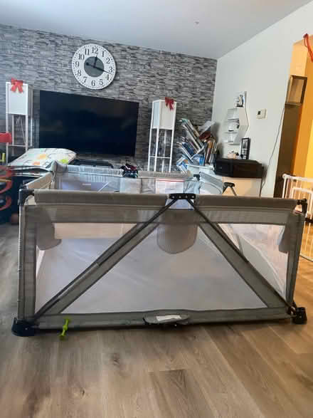 Photo of free large playpen (Reading, near Wakefield) #3