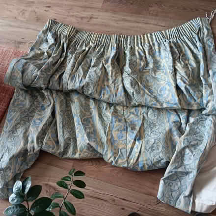 Photo of free Pair lined curtains (Market Deeping CP PE6) #2