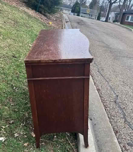 Photo of free Vintage Dresser (Barrington (NW Hwy & Hillside)) #3