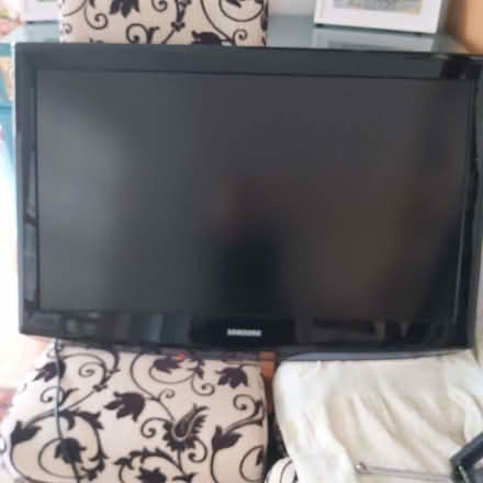 Photo of free Large Samsung TV Set (Blackhall EH4) #1