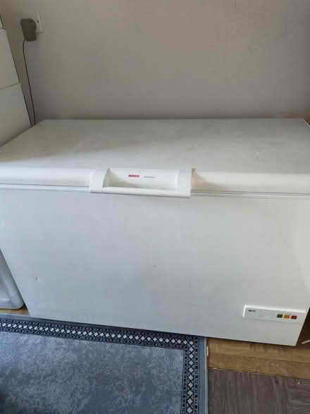 Photo of free Chest freezer (Carterton OX18) #1