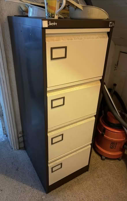 Photo of free Four drawer metal cabinet with (Basingstoke RG22) #1