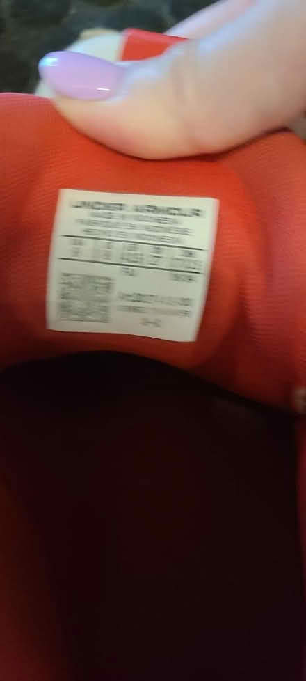 Photo of free Men's baseball cleats (Mavis and burnhamthorpe) #1