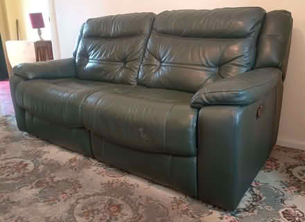 Photo of free leather sofa/sofabed (Caversham RG4) #1