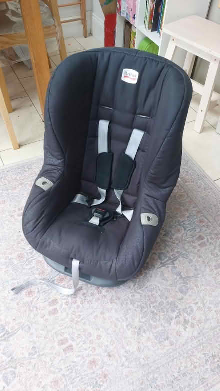 Photo of free Britax toddler car seat (Kingston KT1) #3