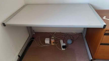 Photo of free Office desk (Byfleet KT14) #1