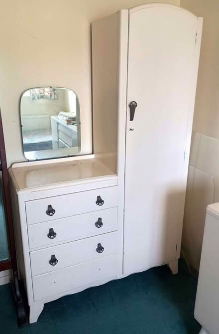 Photo of free Dressing table/wardrobe/chest of drawers (Caversham RG4) #1