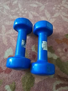 Photo of free set of 5 lb weight 20874 #1
