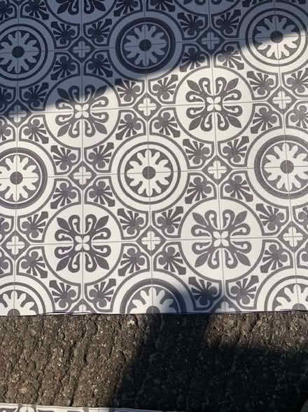 Photo of free Off-cuts lino flooring (Allestree DE22) #1