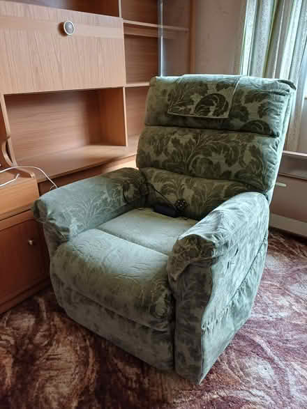 Photo of free Green electric riser and recliner chair (Shirley Warren SO16) #1