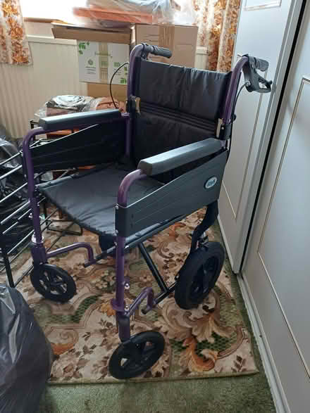 Photo of free wheelchair lightweights folding (Shirley Warren SO16) #1